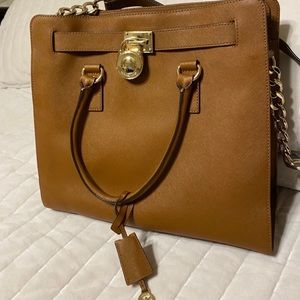 Michael Kors tote